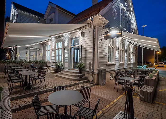 Boutique Rosenplaenter 2* Parnawa